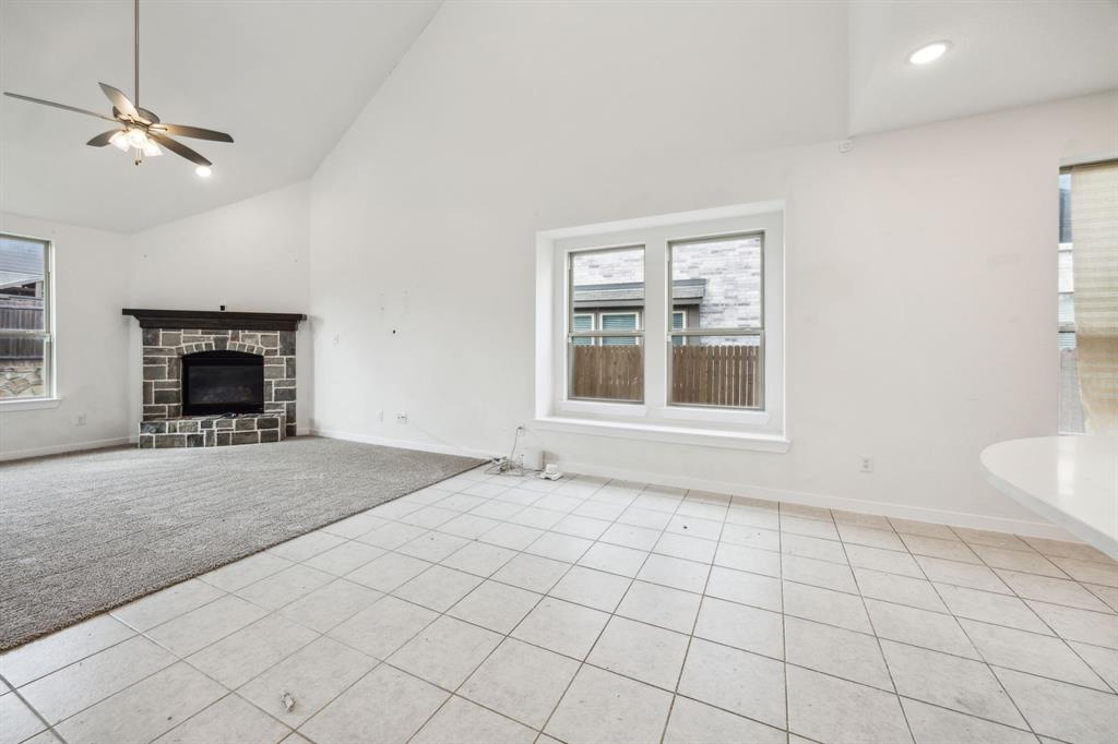3903 Rochelle Lane