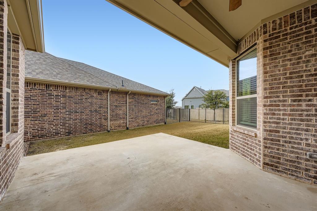 Ladera Tavolo Park Condos - Residential