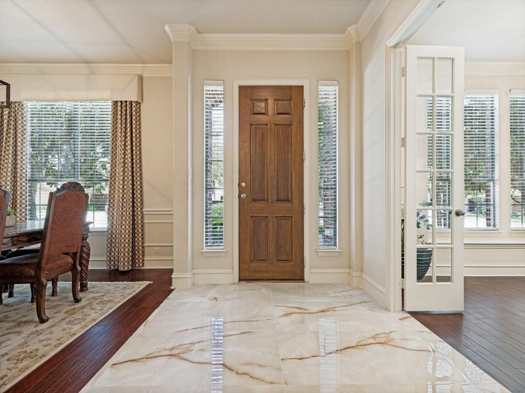 8723 Sherwood Drive
