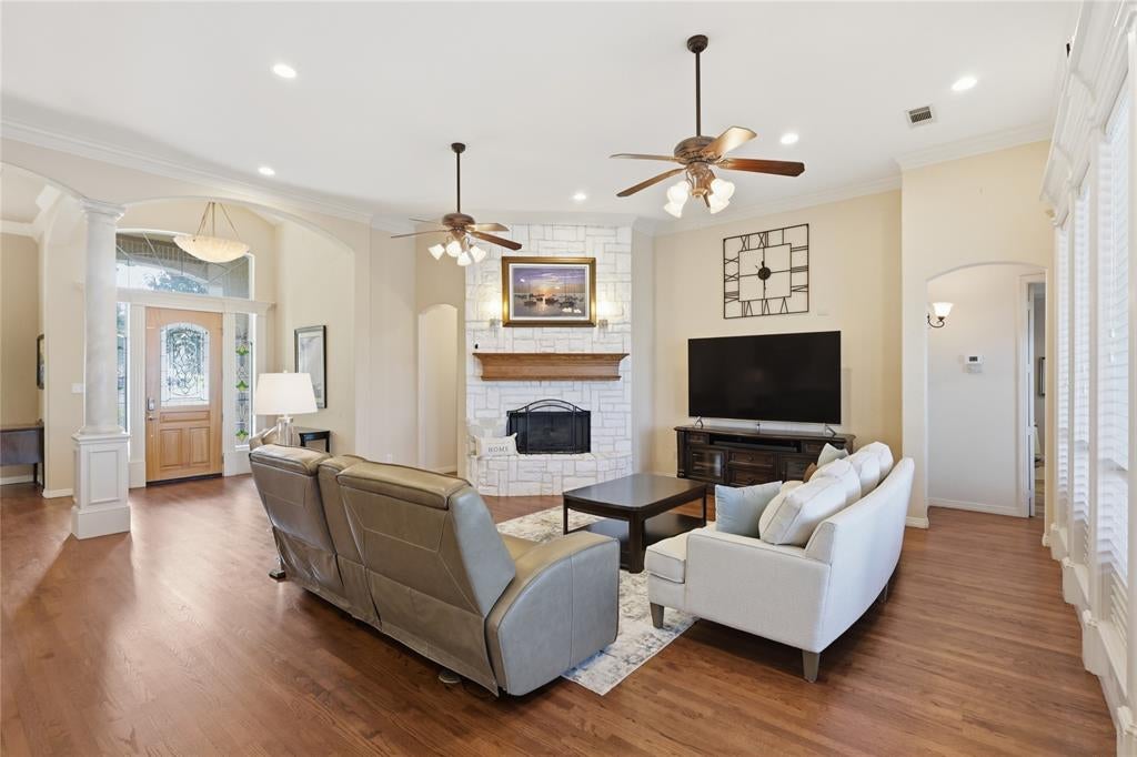 8804 Summit Point Court