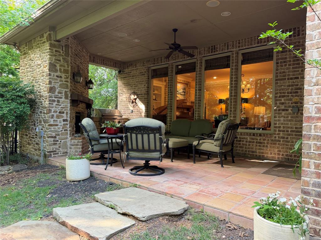 427 Wyndemere Boulevard