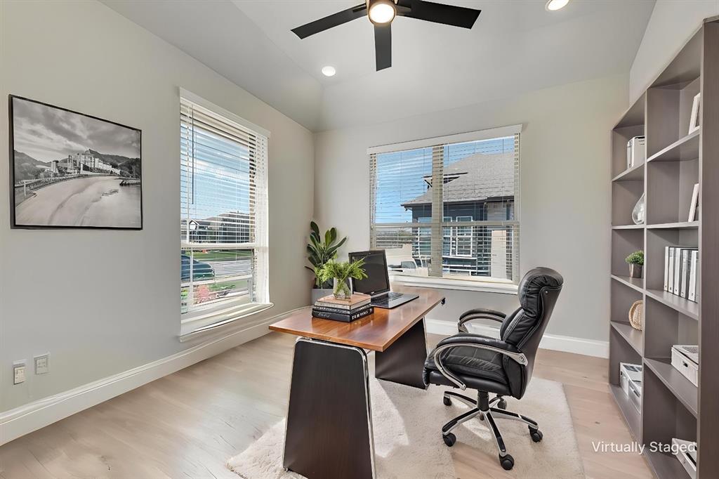 208 Shady Bank Way