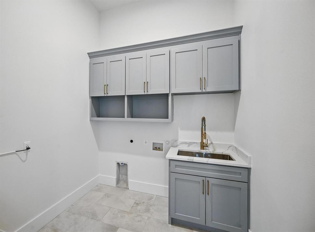 Grapevine, Texas 76051, United States, 4 Bedrooms Bedrooms, ,4 BathroomsBathrooms,Residential,Active,136088