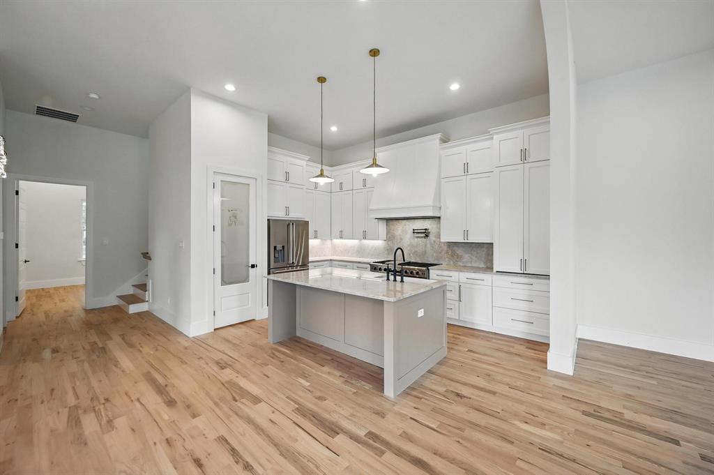 Grapevine, Texas 76051, United States, 4 Bedrooms Bedrooms, ,4 BathroomsBathrooms,Residential,Active,136088