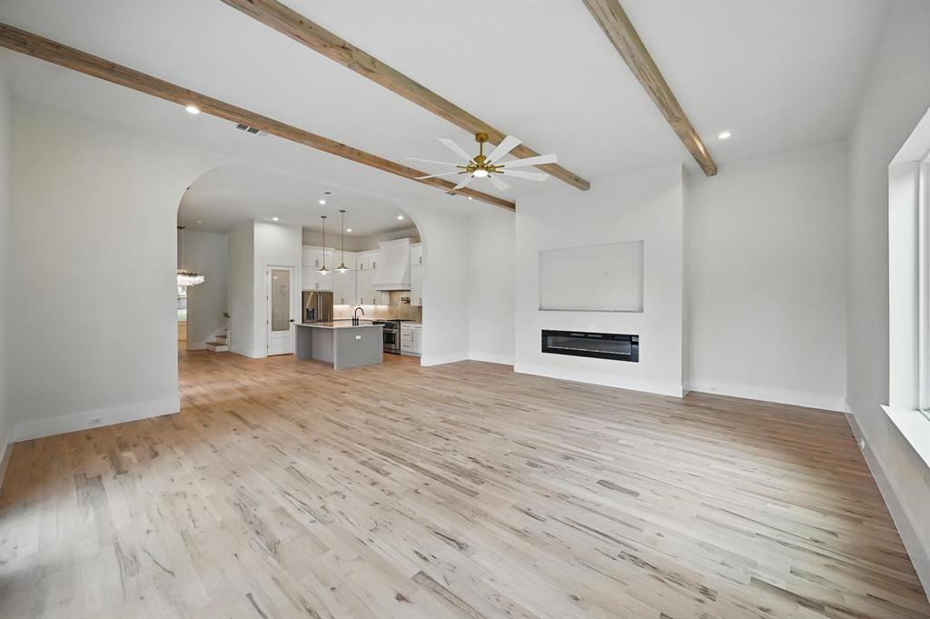 Grapevine, Texas 76051, United States, 4 Bedrooms Bedrooms, ,4 BathroomsBathrooms,Residential,Active,136088