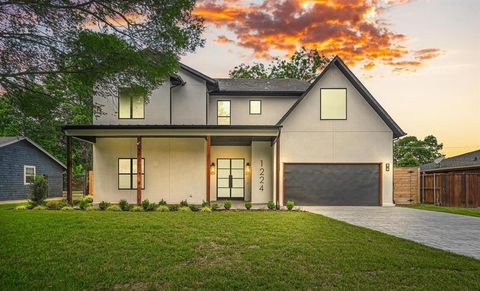 1224 S Pine Street Grapevine TX 76051