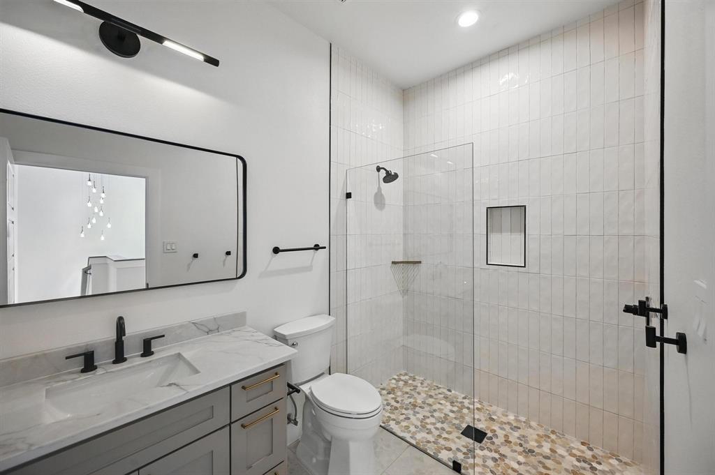 Grapevine, Texas 76051, United States, 4 Bedrooms Bedrooms, ,4 BathroomsBathrooms,Residential,Active,136088