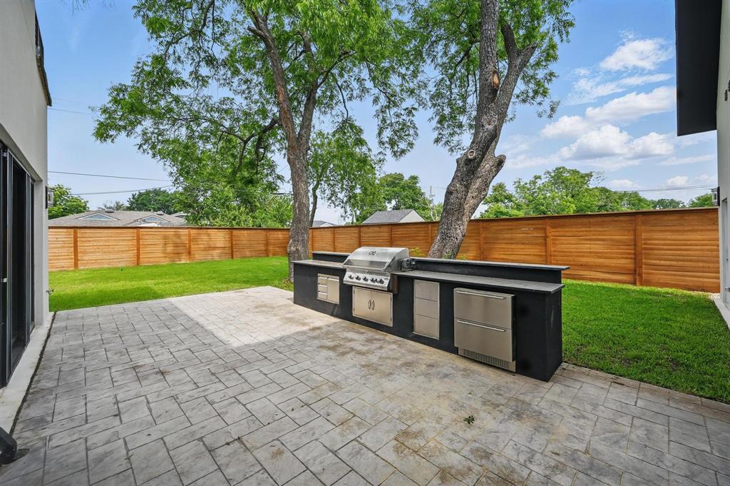 Grapevine, Texas 76051, United States, 4 Bedrooms Bedrooms, ,4 BathroomsBathrooms,Residential,Active,136088