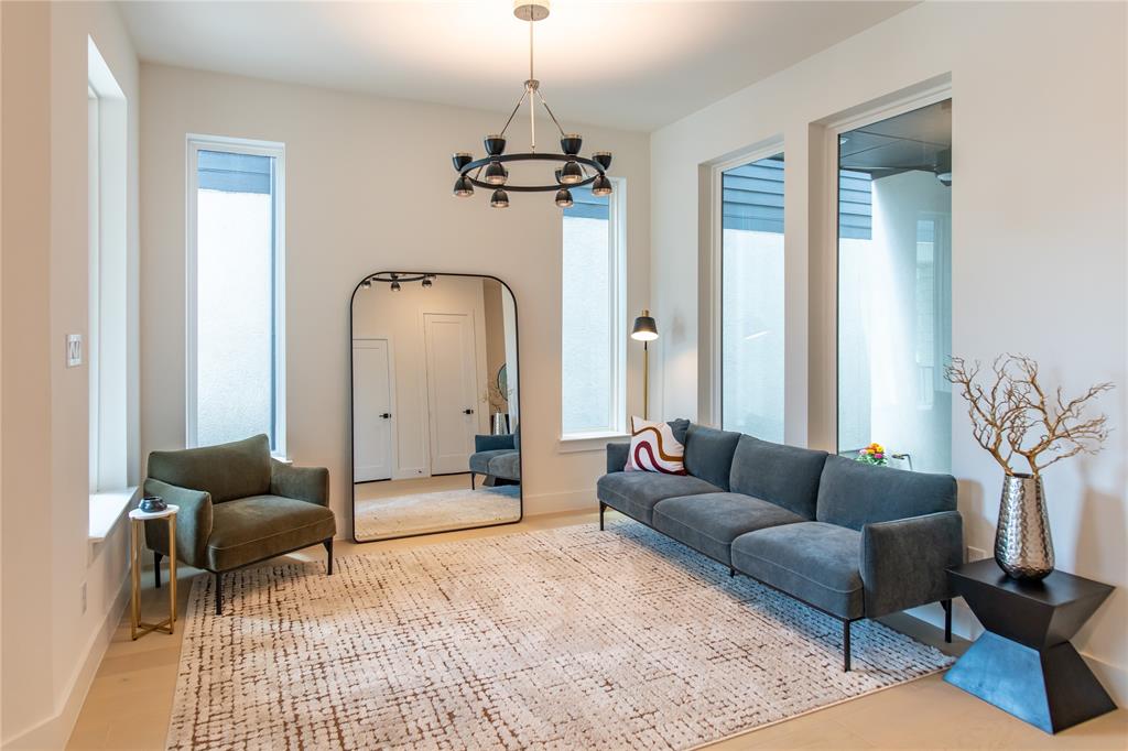 7228 Collin Mckinney Parkway