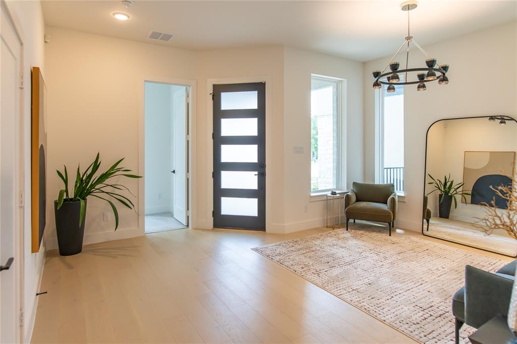7228 Collin Mckinney Parkway
