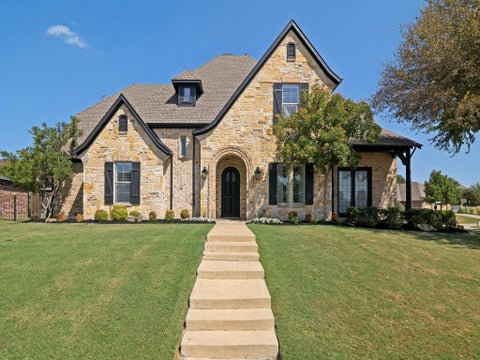 Photo of 701 Starlight Pass, Heath, TX 75032 (MLS # 21389557)