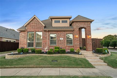 Photo of 1800 Lancaster Gate, Allen, TX 75013 (MLS # 21094113)