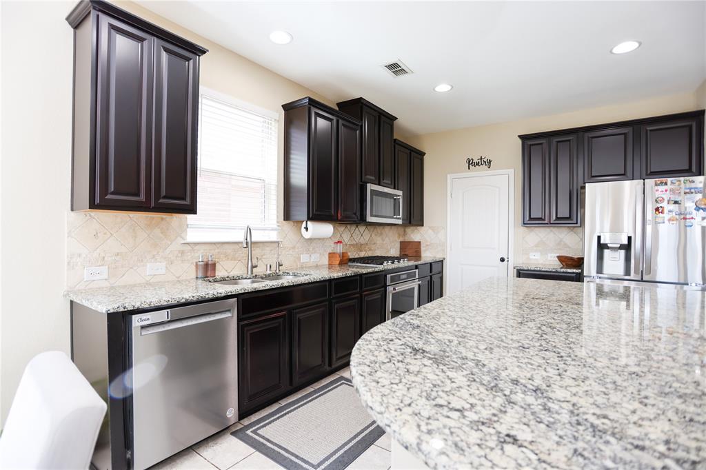 Sunset Pointe Ph Seven - Residential