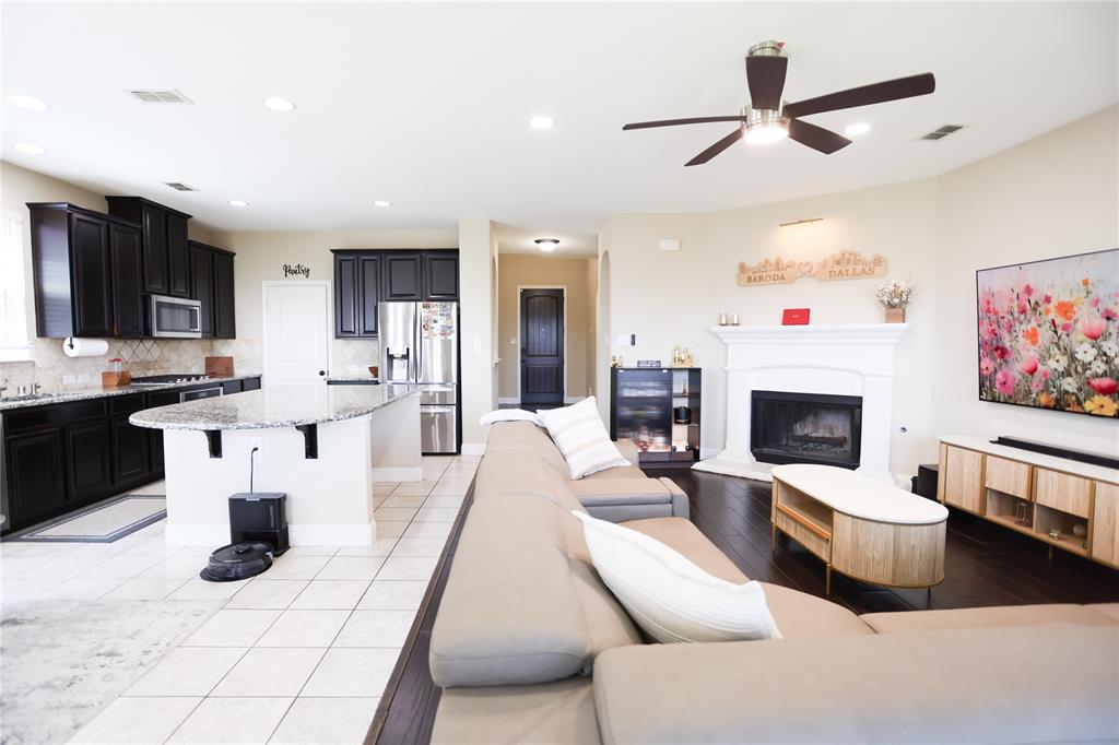 Sunset Pointe Ph Seven - Residential