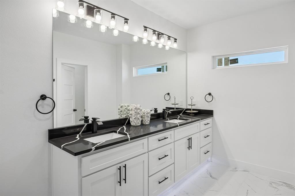 ARCADIA GARDENS - Residential