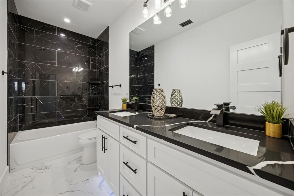 ARCADIA GARDENS - Residential