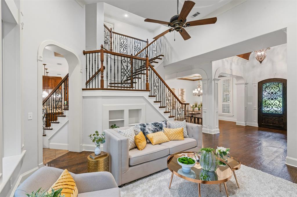 Estancia - Residential