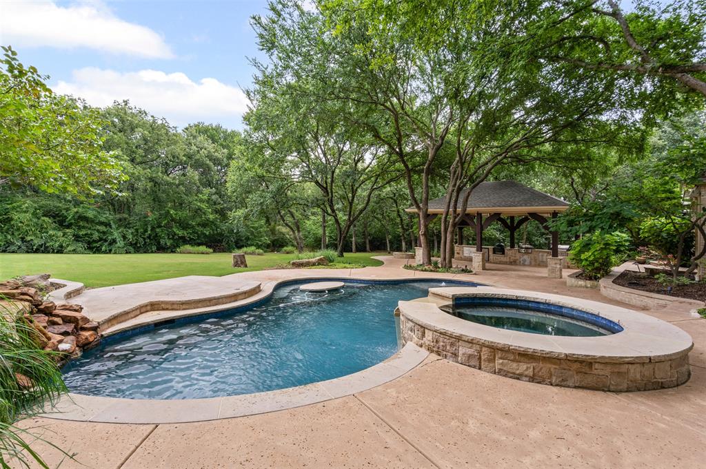 Estancia - Residential