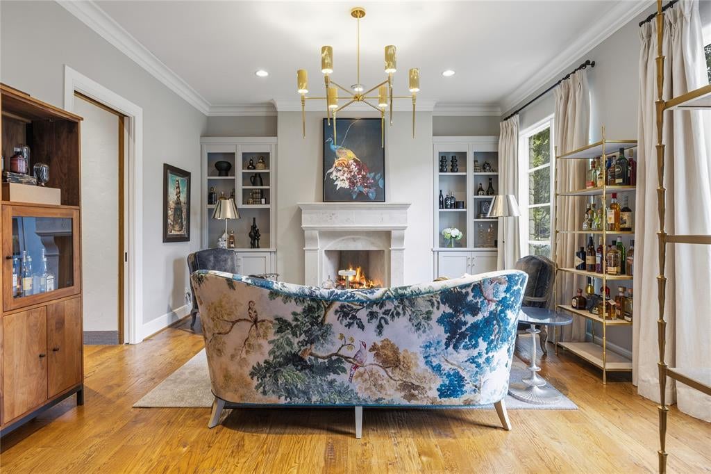 3517 Mockingbird Lane