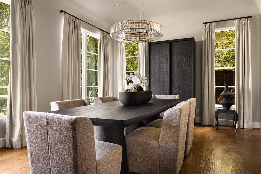 3517 Mockingbird Lane