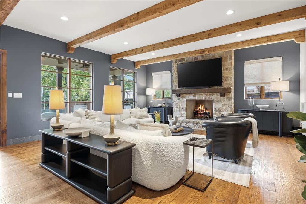 3517 Mockingbird Lane