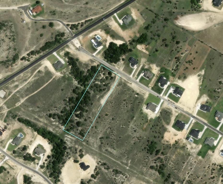 1004 Eagles Bluff Drive