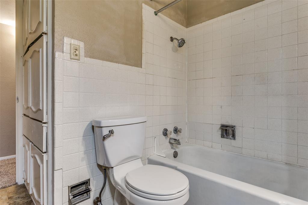 Country Club Heights - Commercial Sale