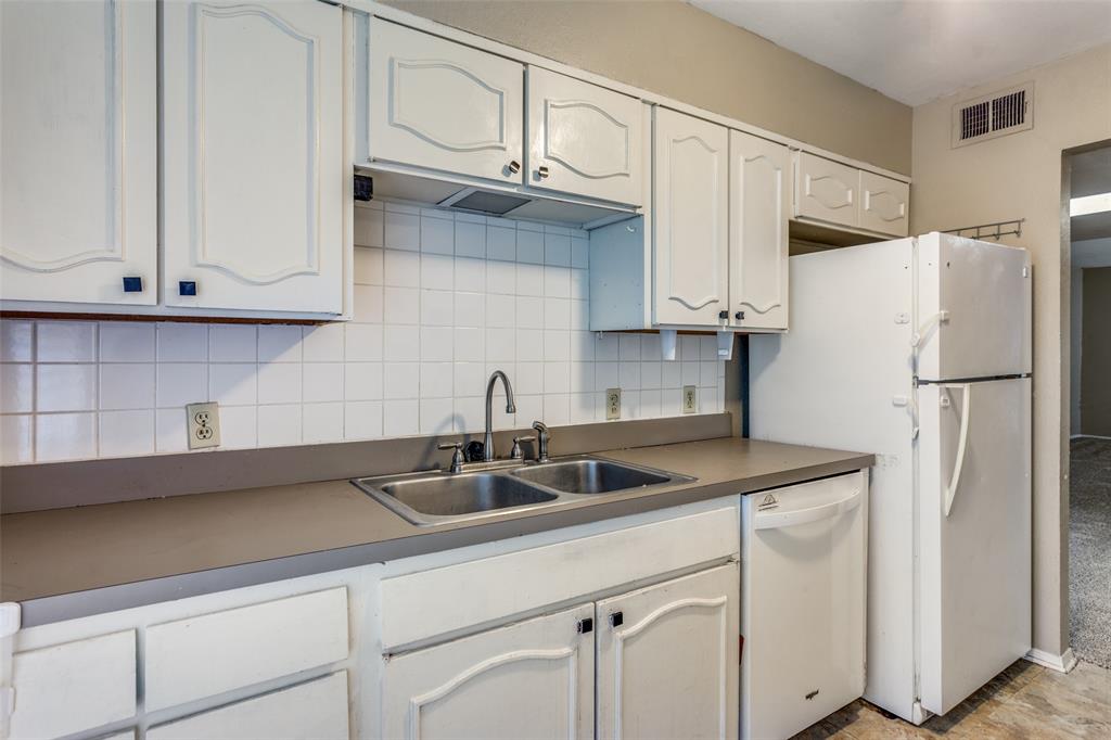 Country Club Heights - Commercial Sale