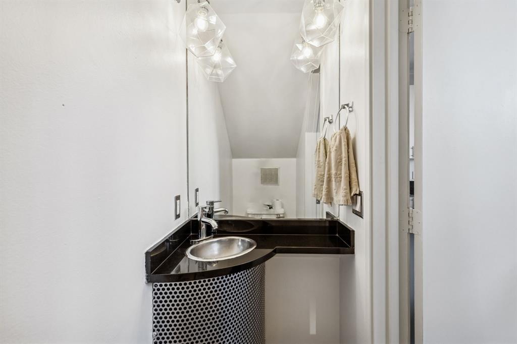 4134 Travis Street Condos - Residential