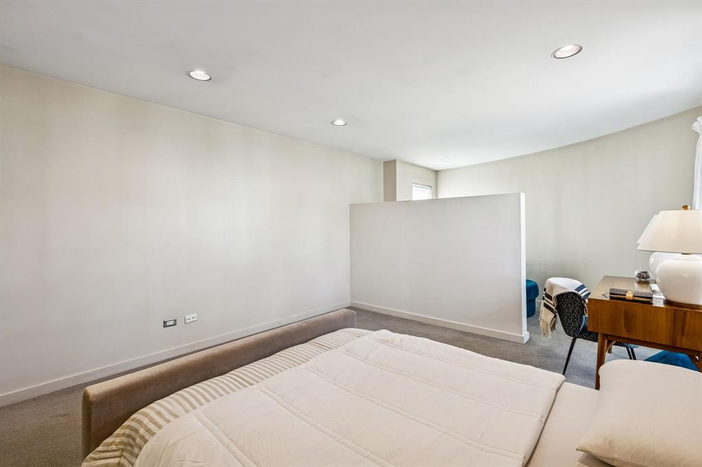 4134 Travis Street Condos - Residential