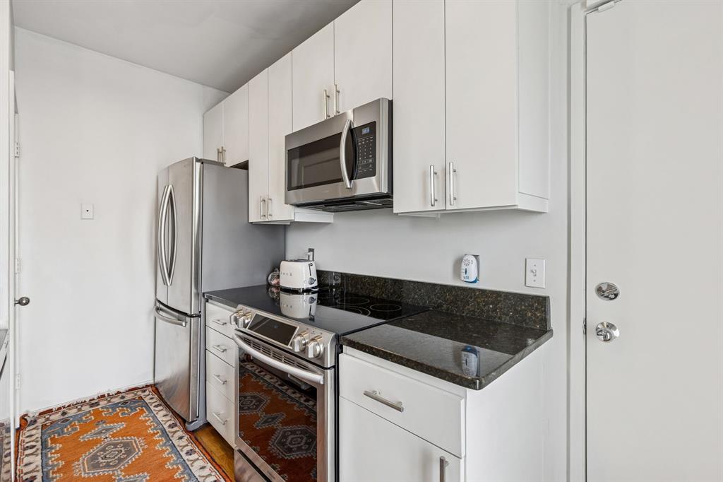 4134 Travis Street Condos - Residential