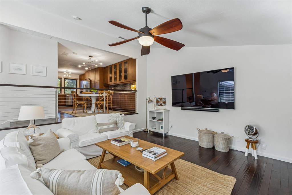 Big Thicket Twnhms - Residential