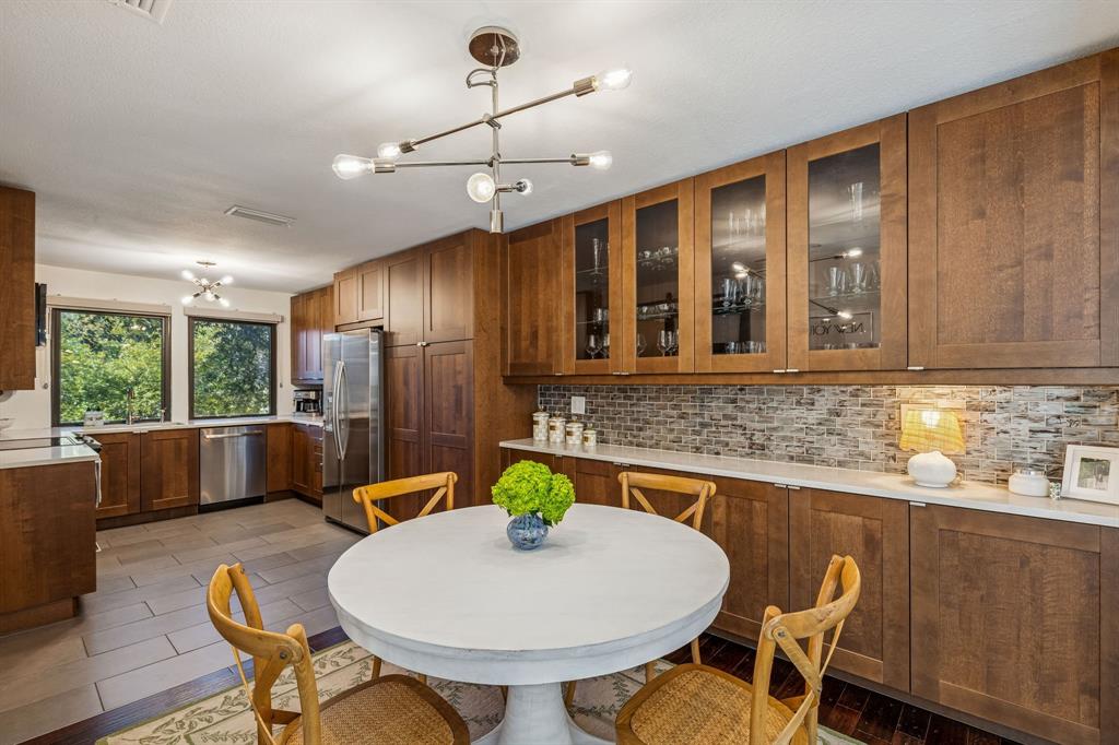 Big Thicket Twnhms - Residential