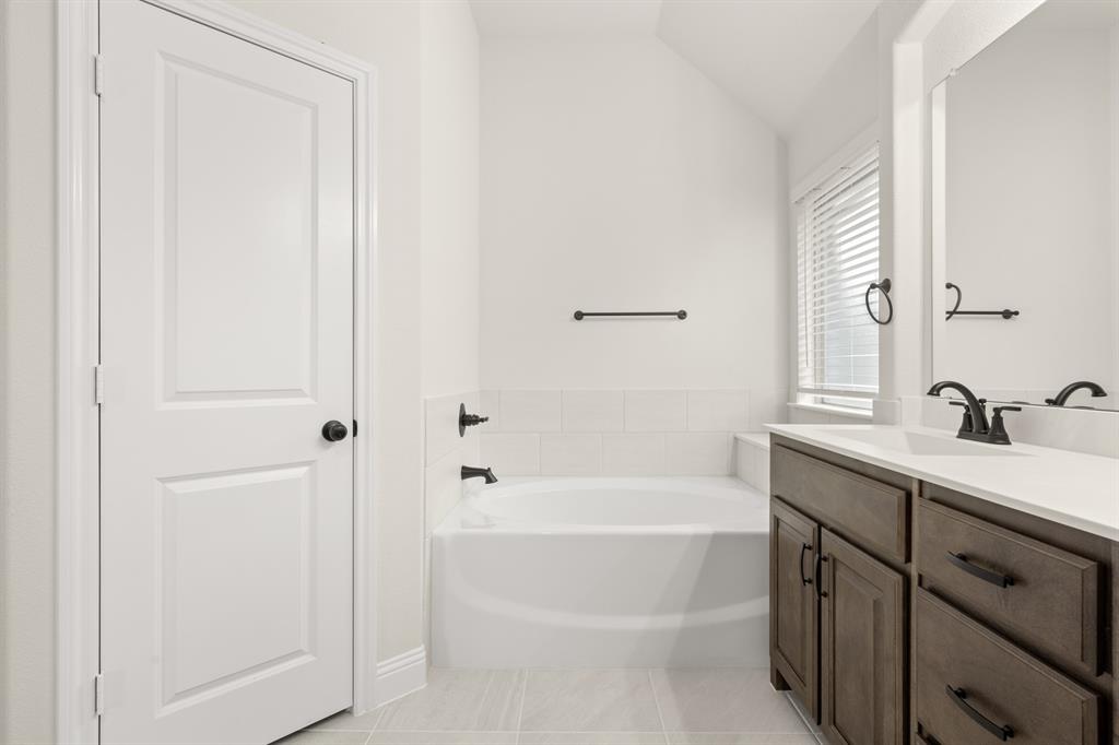 Abe's Landing - Residential