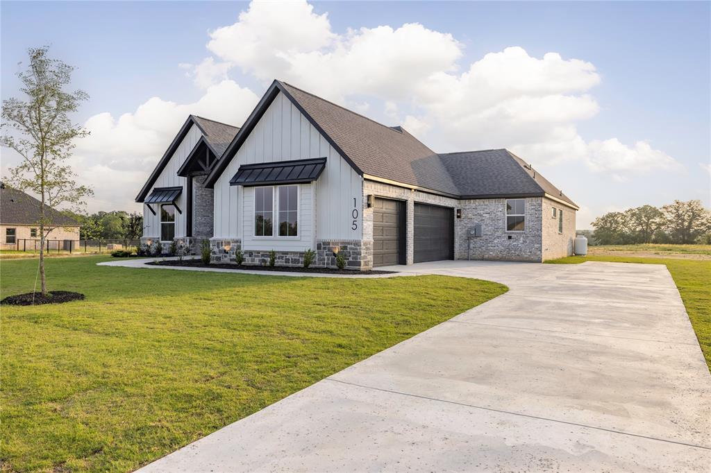 105 Prairie Winds Drive