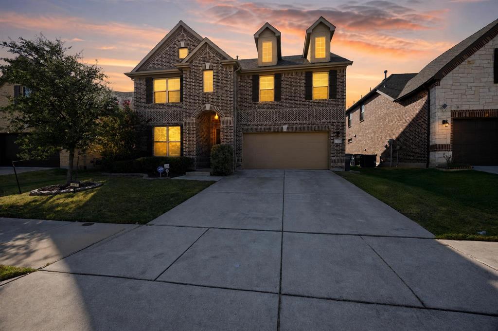 917 Sundrop Drive