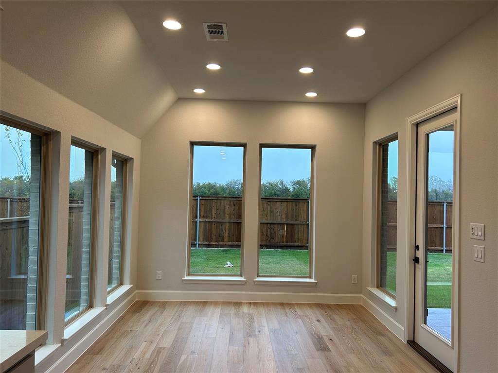 2216 Moonstruck Place