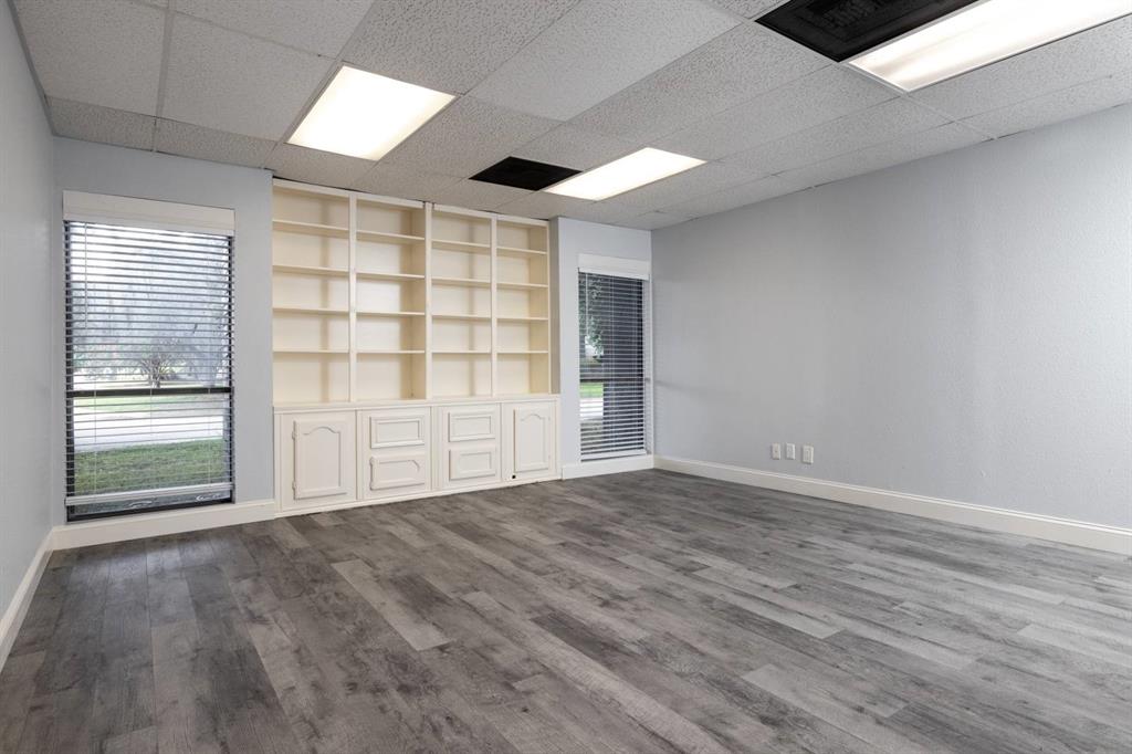 Bowen Place - Commercial Lease