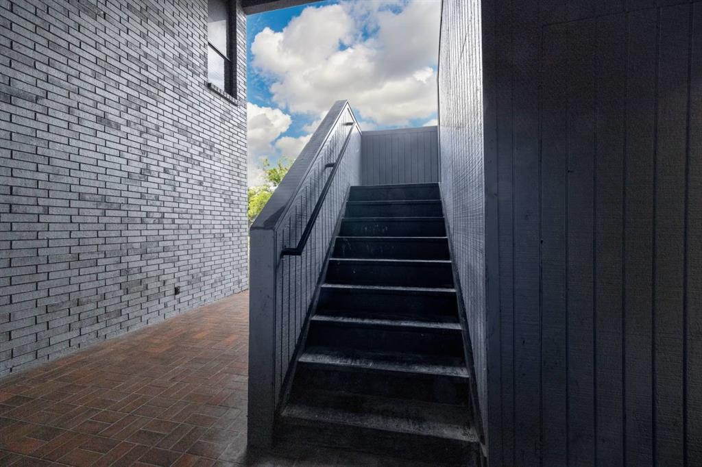 Bowen Place - Commercial Lease