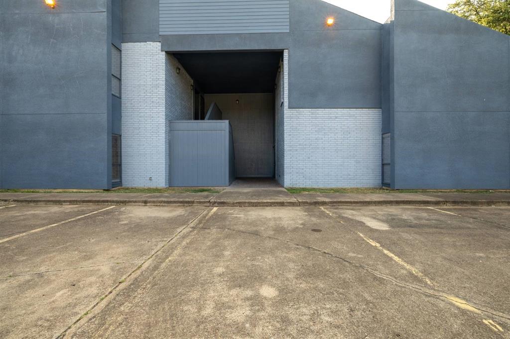 Bowen Place - Commercial Lease