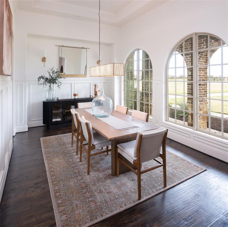 2525 Whispering Acres Lane