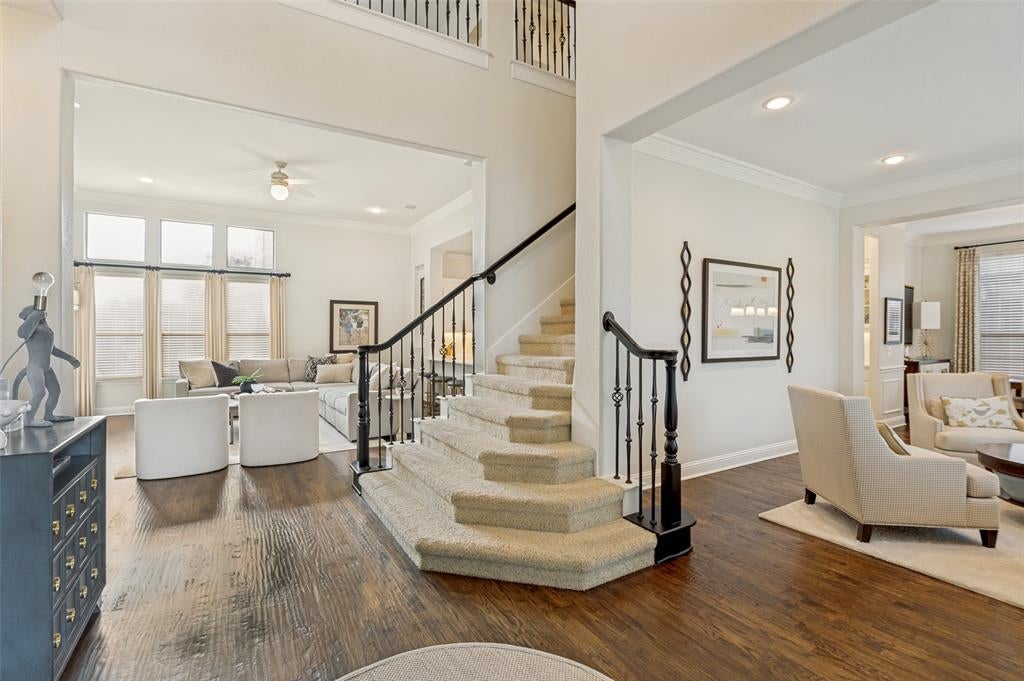 8208 Ambiance Way