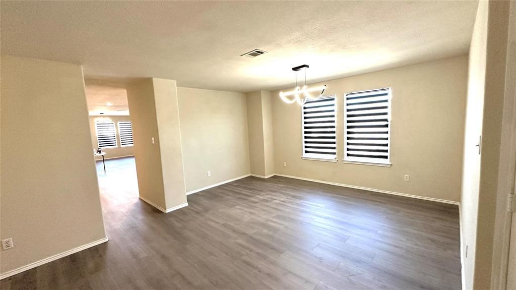 817 Lark Drive