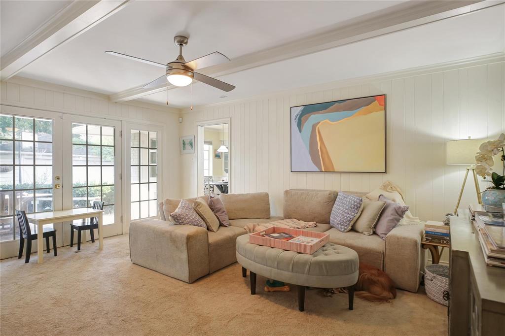 Crestmanor Estates - Residential Lease