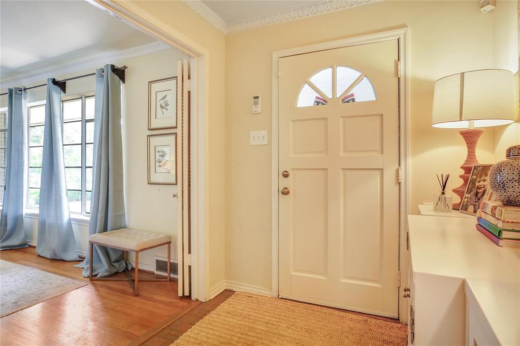 Crestmanor Estates - Residential Lease