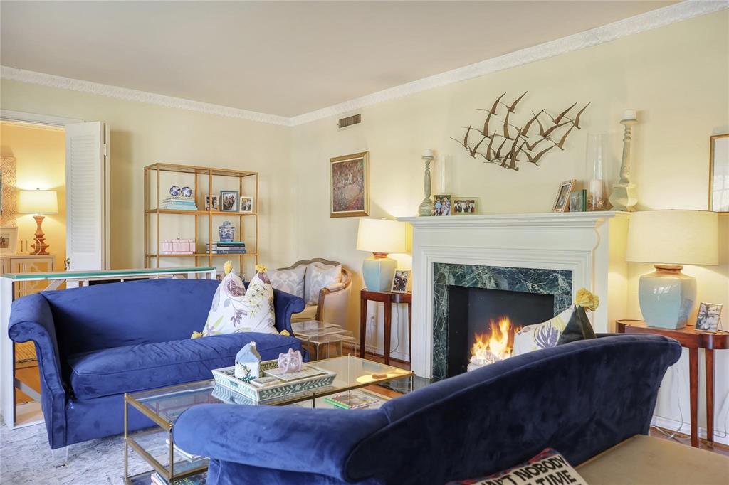 Crestmanor Estates - Residential Lease