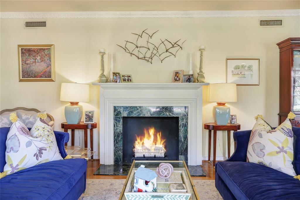 Crestmanor Estates - Residential Lease