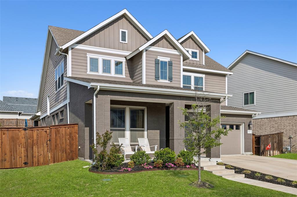 2012 Crescent Street