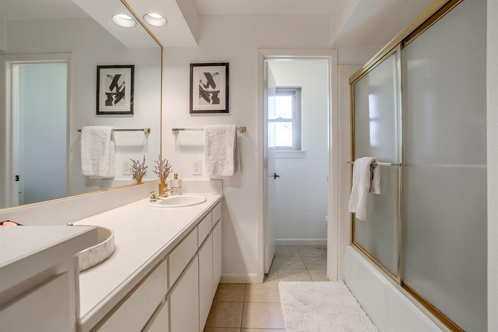 Meadows West Add - Residential