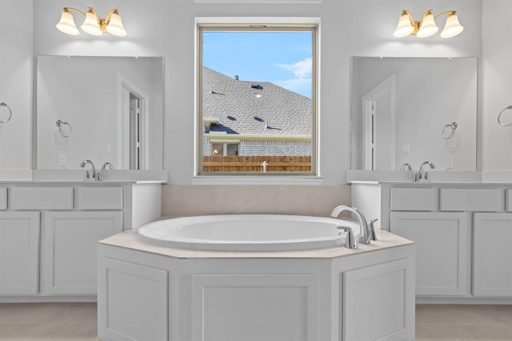 Myrtle Creek - Residential